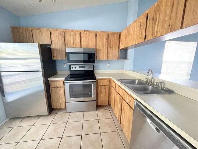 Building Photo - 3700 Cuernavaca Ct