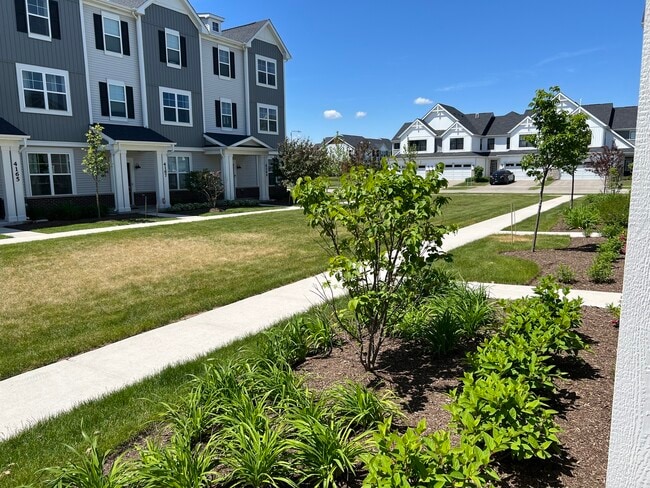 Building Photo - 4181 Chelsea Mnr Cir