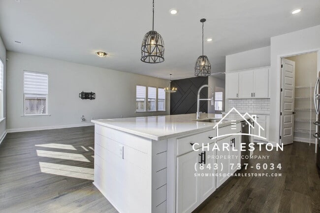 Building Photo - 169 Country Gate Ln