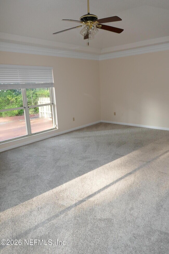 Building Photo - 10996 Raley Creek Dr S