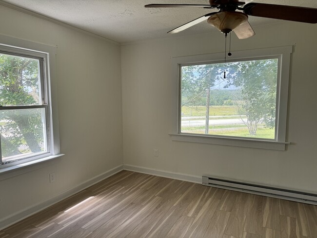 Building Photo - 71 Powers Rockwell Ln