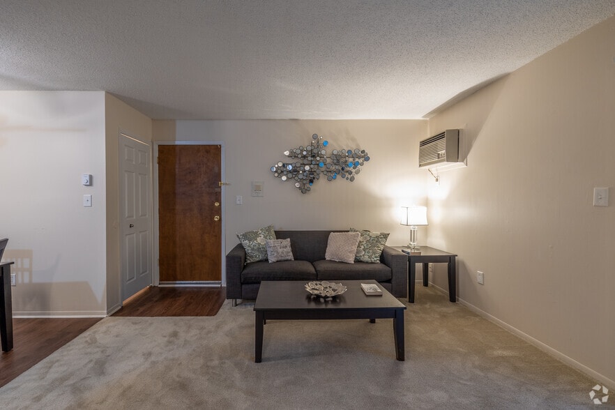 2BR, 1BA - 800SF - Living Room - Clinton Manor Apartments