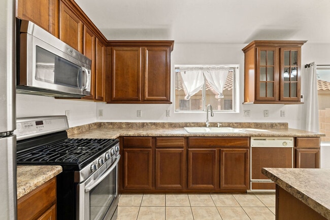 Building Photo - 13181 E Mesquite Flat Spring Dr