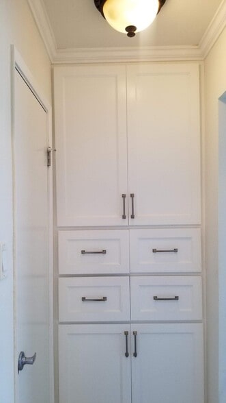 Closet to Master 1 - 2901 Peninsula Rd