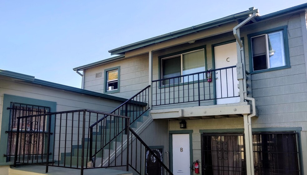 outside of the apartment - 1474 7th St