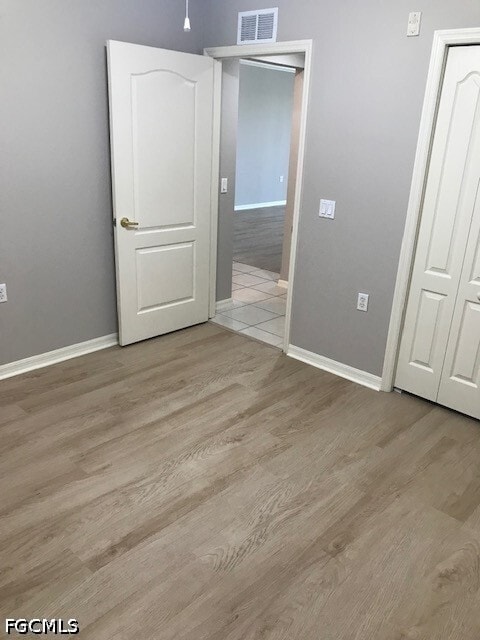 Building Photo - 8570 Kingbird Loop