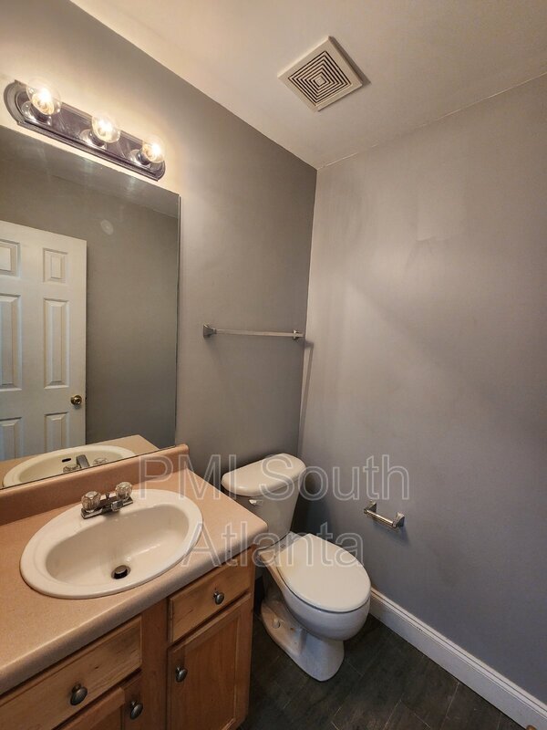 Building Photo - 2085 Winding Crossing Trail