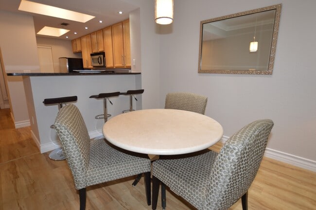 Building Photo - MERIDIAN FURNISHED 2 BDR /2 BATH Luxury Co...