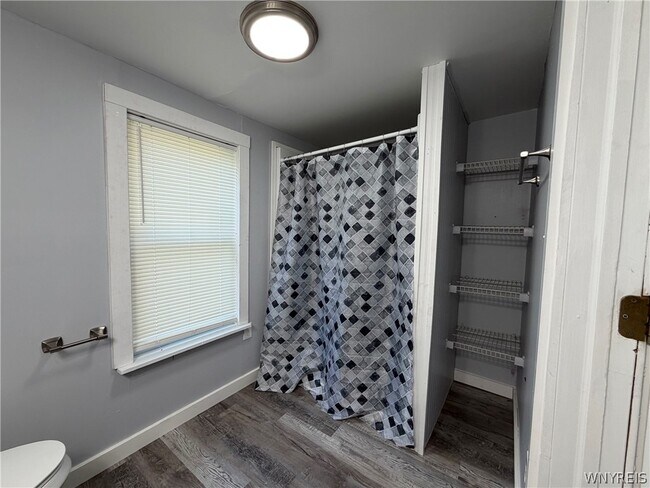 Building Photo - 59 Olcott St