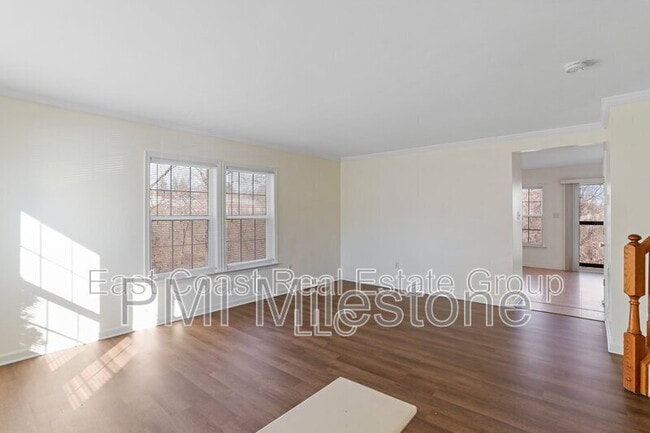 Building Photo - 91 Grindstone Dr