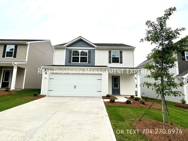 Building Photo - 512 Hawley St