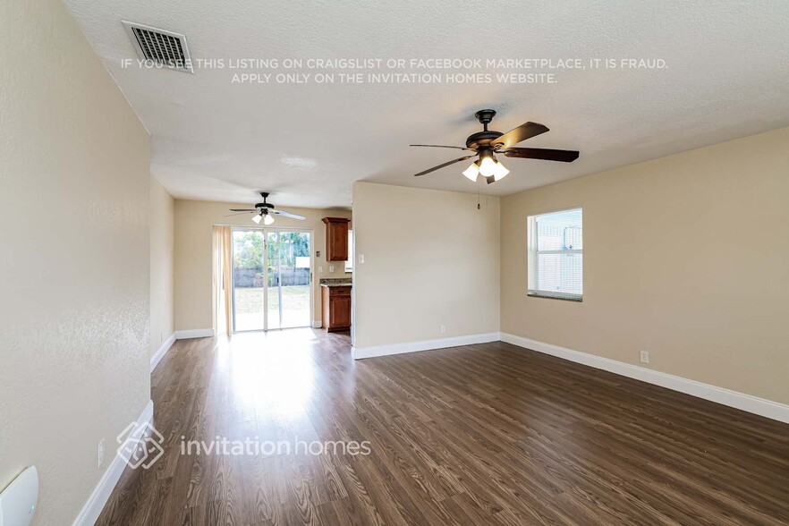 Building Photo - 926 Northern Dr