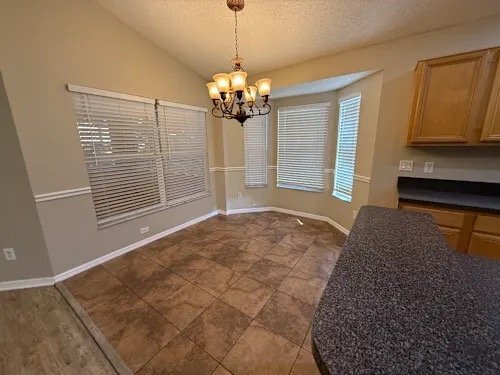 Building Photo - 3148 Seminole Dr