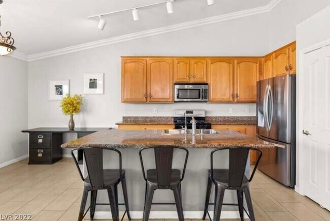 Building Photo - 1811 Puerto Way