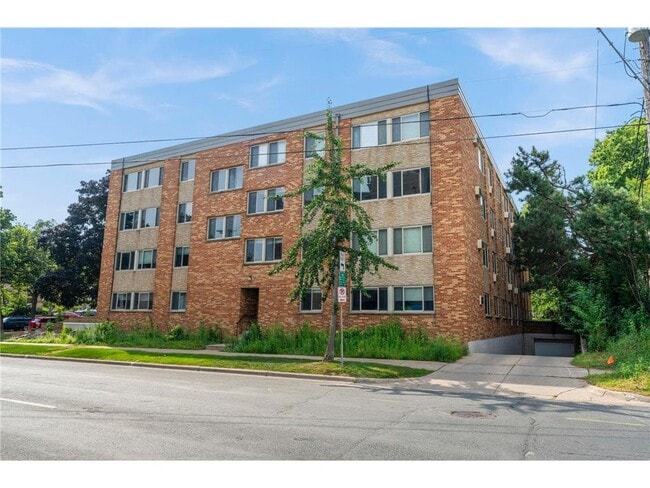 Building Photo - 4400 Upton Ave S