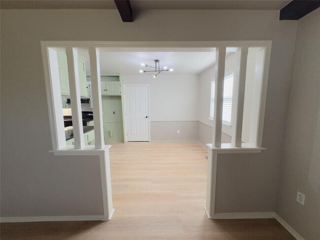 Building Photo - 7028 Elk Canyon Rd