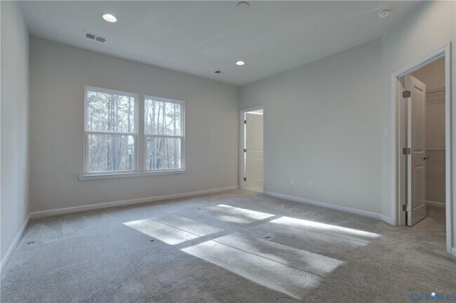 Building Photo - 429 Crofton Village Terrace