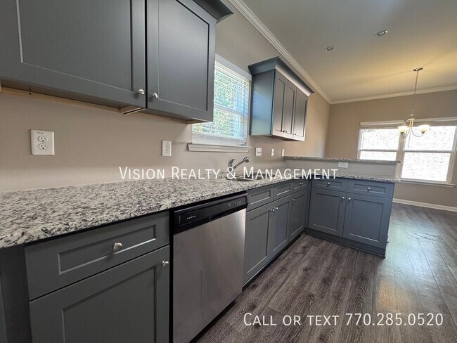 Building Photo - 344 Fieldcrest Dr