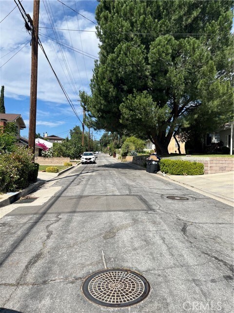 Building Photo - 3633 4th St