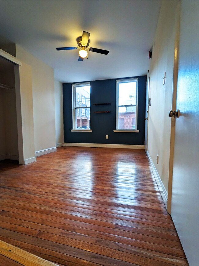 Berks Street 1217 E 1217 E Berks St Philadelphia PA 19125 Apartment