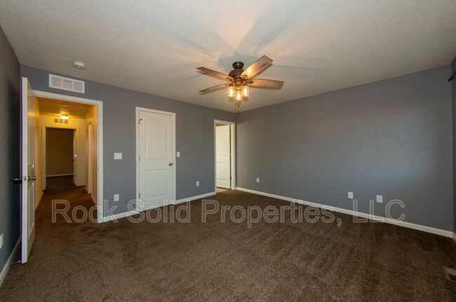 Building Photo - 6963 Countryside Ave