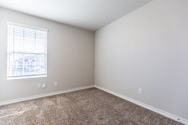 Building Photo - 6265 Eddie Way