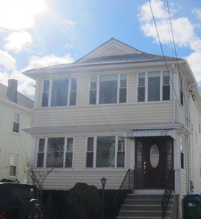 Primary Photo - 90 1st St