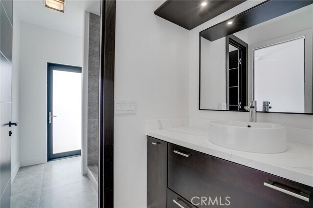 Building Photo - 1424 Via Zumaya