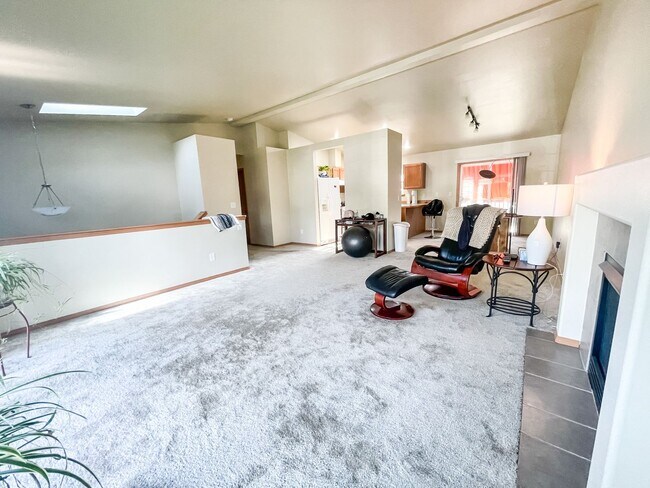Building Photo - 3 Bedroom Arlington Home