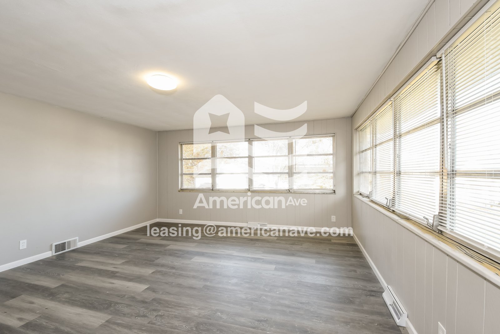 Building Photo - 630 W Adams St