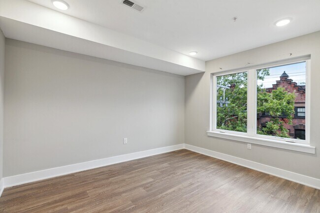 Building Photo - 1511 N 17th St