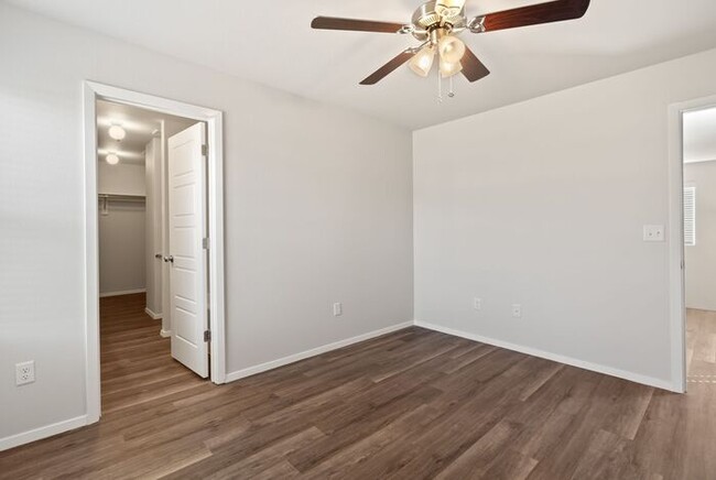 Building Photo - New Year's Promotion! Three Bedroom | Two ...