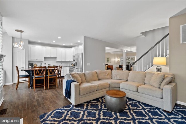 Building Photo - 5502 Arrowfield Terrace