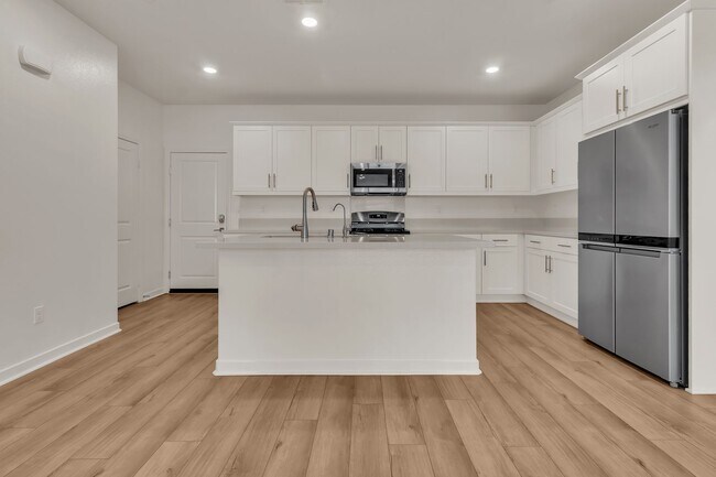 Building Photo - 16162 Juno Way