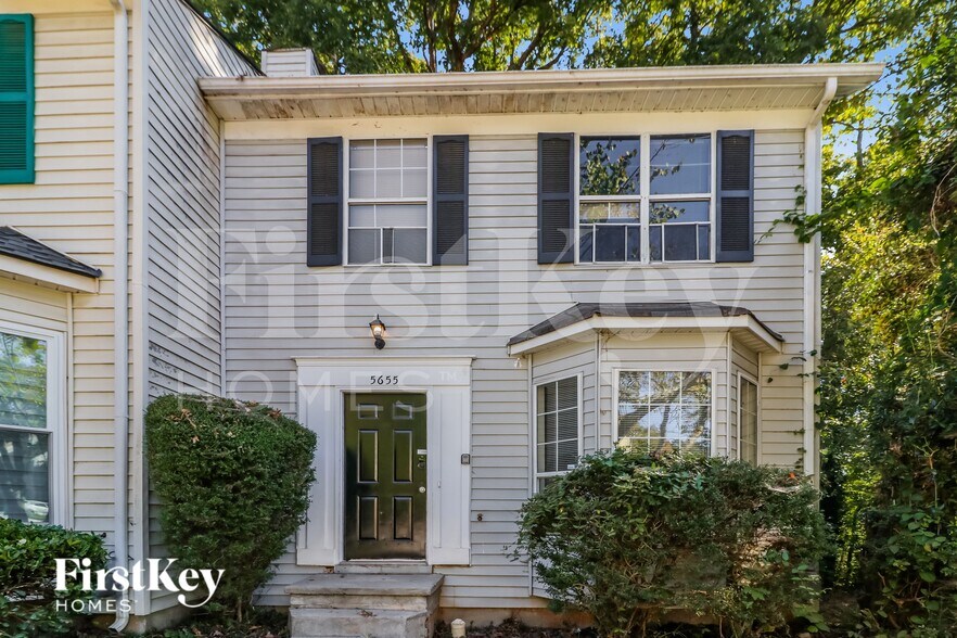 Primary Photo - 5655 Stonington Trace Pkwy