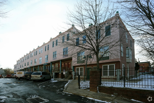 Building Photo - Bancroft Court Apartments