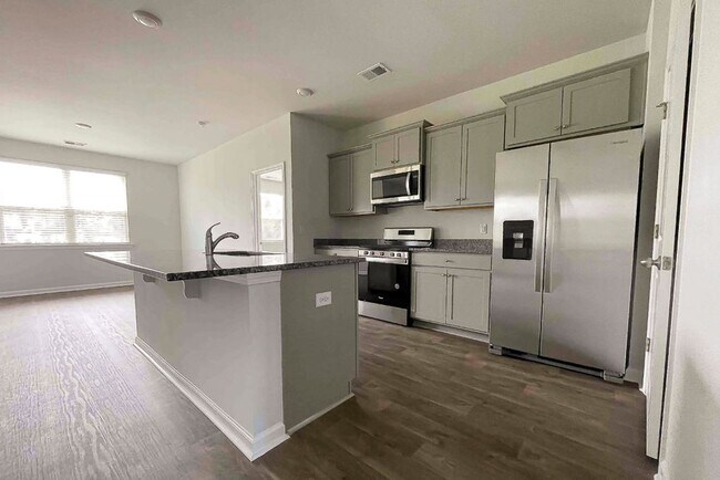 Building Photo - Available now. Beautiful 3 BR/2 BA Available in Cane Bay!