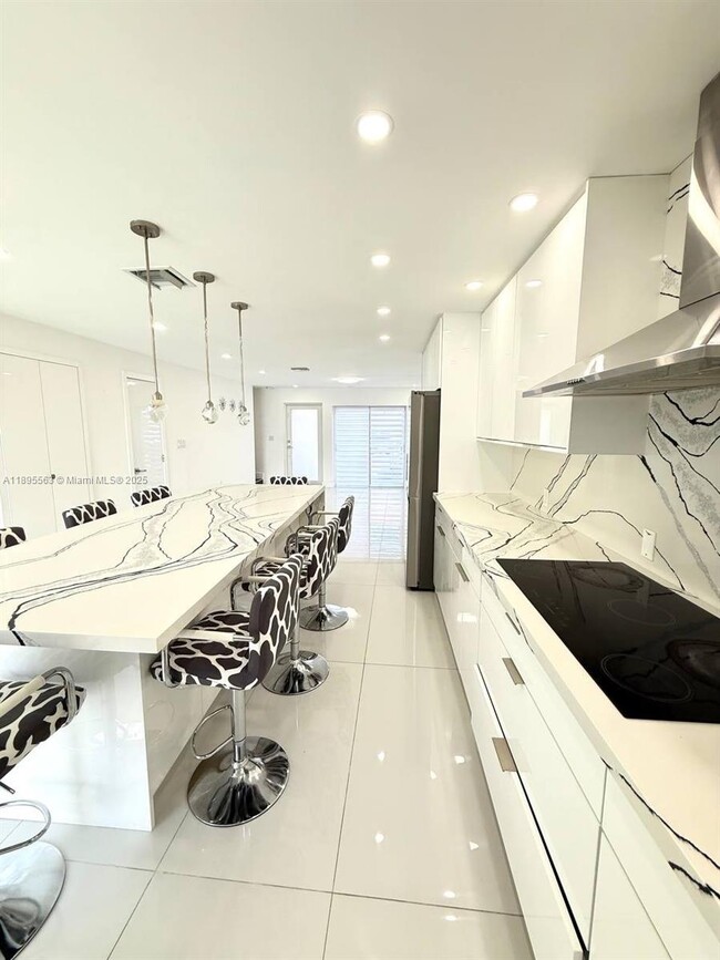 Building Photo - 10730 NW 7th St