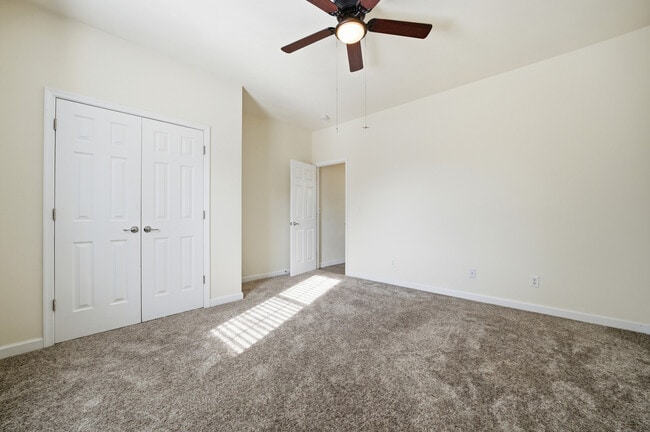 Building Photo - 3211 Calisha Ct