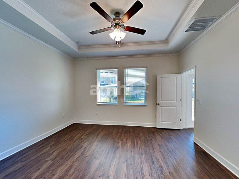 Building Photo - 2216 Saffron Walden Dr