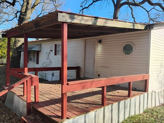 Building Photo - 121 Whiteface Dr