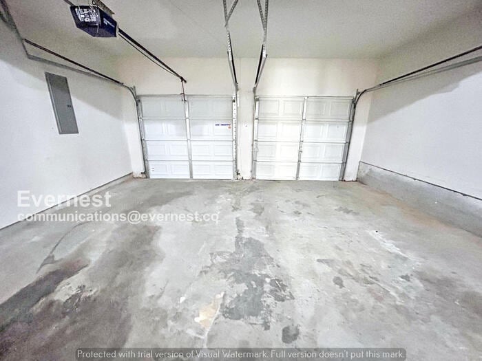 Building Photo - 6888 Smoke Ridge Dr