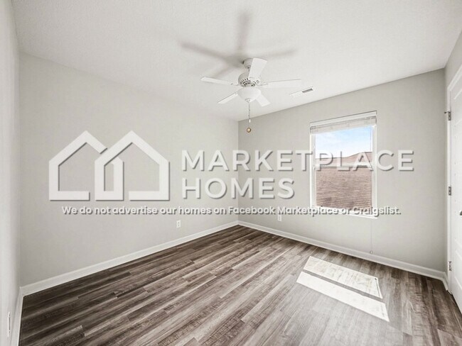 Building Photo - 201 Sedgewick Dr