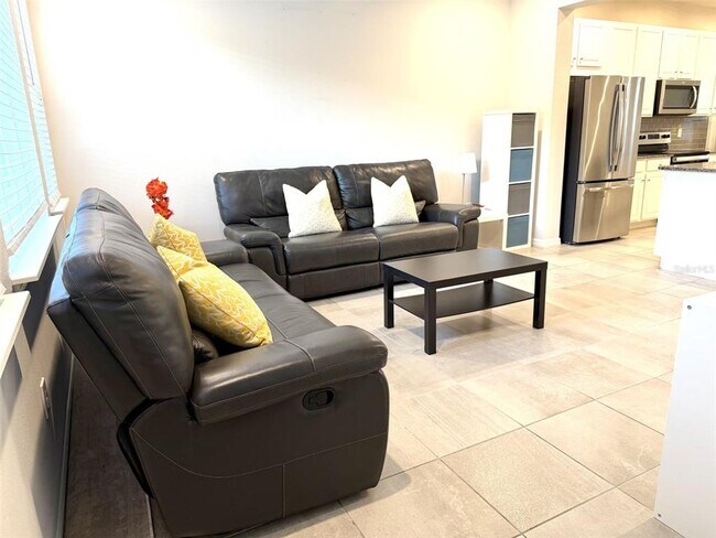 Building Photo - 15910 Marina Bay Dr