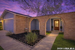 Building Photo - 7106 Comanche Ridge Dr