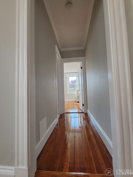 Building Photo - 110 Brainerd Rd