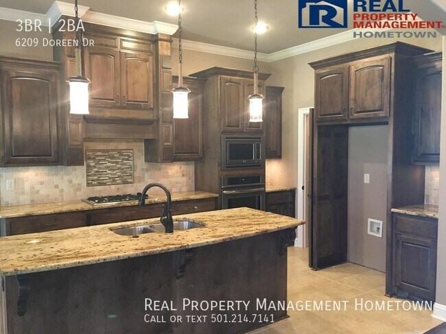 Building Photo - Magnificent 3/2 Home Tucked Away in a Beau...