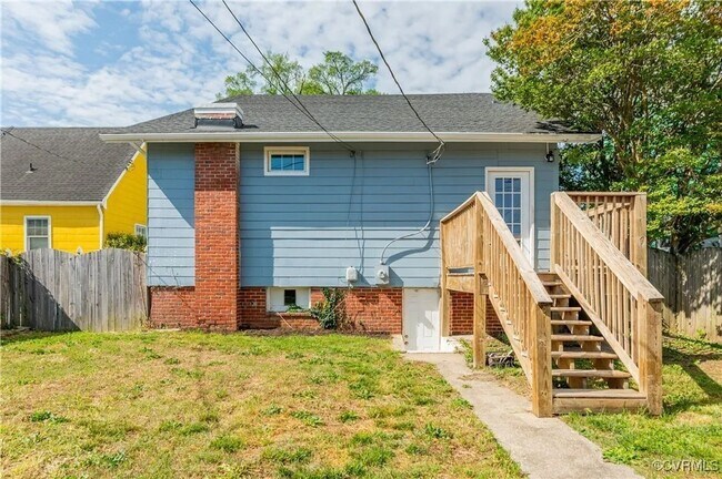 Building Photo - Beautiful Brookland Park Bungalow