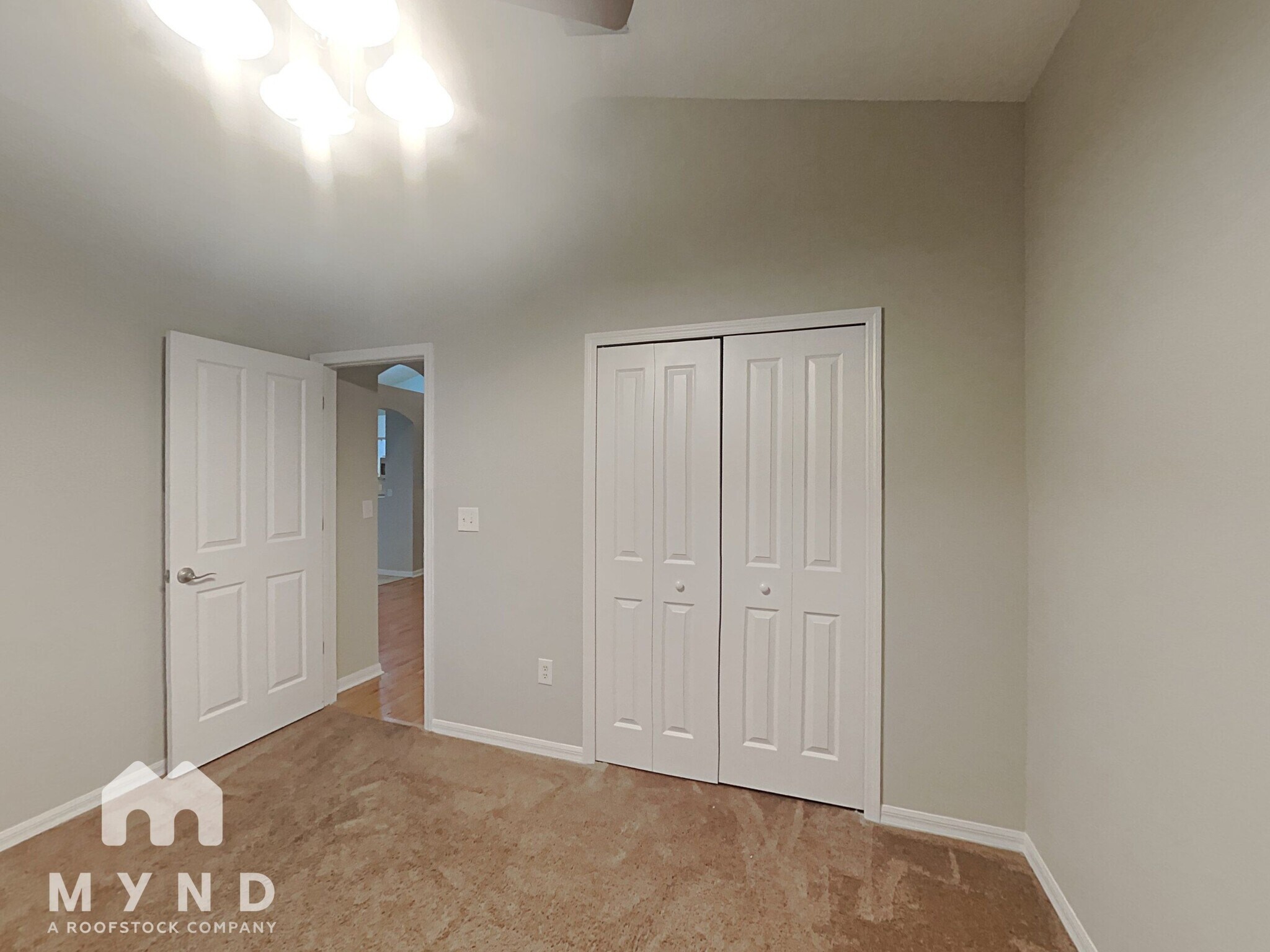 Building Photo - 1328 Maximilian Dr