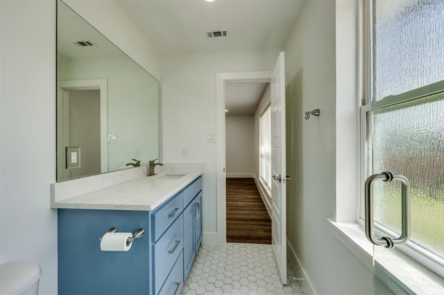 Building Photo - 1223 Donna Dr